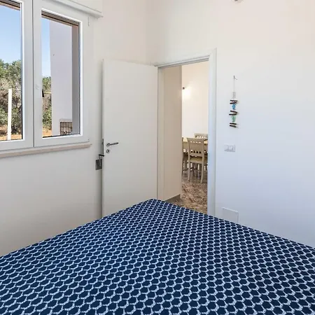 Andrea A Due Passi Dalla Sabbia - Apulia *